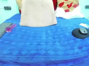 Chaturbate Best live sex cam show of lia_cherryx