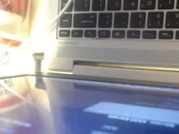 Chaturbate Live Sex of sexy_goddess_pet