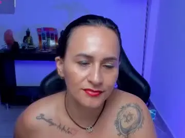 Chaturbate Live Sex Cam of sara_charmy