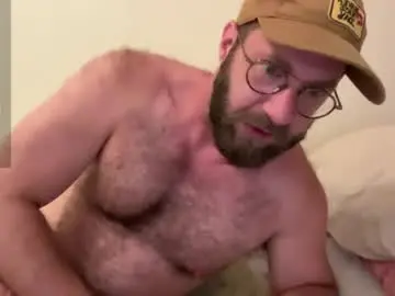 Chaturbate Live Sex Cam of hairyfitguy444