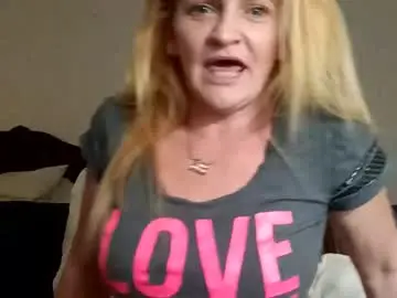 Chaturbate Sex Chat of goldendoll1704