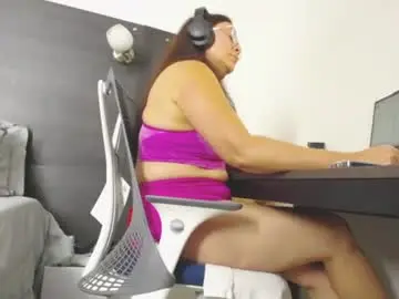 Chaturbate Live Sex of nathalyrae41