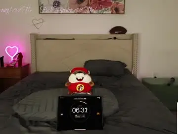 Chaturbate Free Live Porn of ari_lovexo