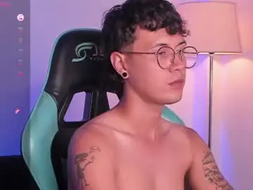 Chaturbate Watch Live Sex Cams of leaneseb