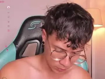 Chaturbate Free Porn Cam of leaneseb
