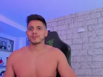 Chaturbate Live Sex Cam of ashton_coleman_