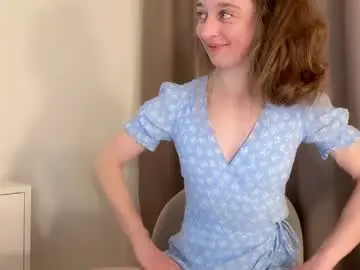 Chaturbate Live Sex of shy_schoolgirl_