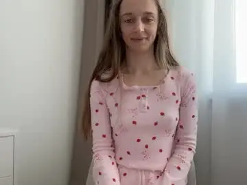 Chaturbate Sex Chat of shy_schoolgirl_