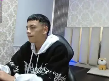Chaturbate Adult Webcams of brac_tay