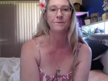 Chaturbate Live Sex Cam of total_aussie_milfs