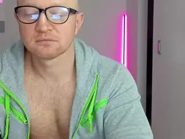 Chaturbate Live Sex Cam of kevintyler69