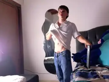 Chaturbate Free Porn Cam of harry_brown2324