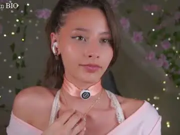Chaturbate Free Live Porn of falinecrosthwaite