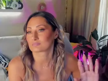 Chaturbate Free Live Porn of sarahholly