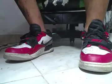 Chaturbate Adult Video Chat of srfindomfeet_