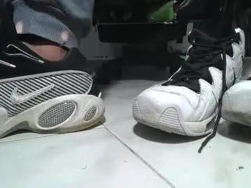 Chaturbate Adult Webcam of srfindomfeet_