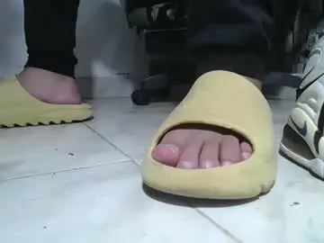 Chaturbate Free Live Porn of srfindomfeet_