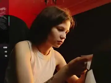 Chaturbate Adult Webcams of moonberry_yi