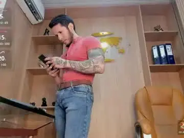 Chaturbate Free Live Porn of george_diesell_