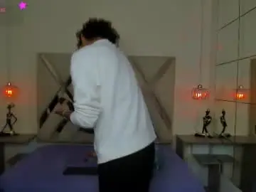 Chaturbate Watch Live Sex Cams of anyelotwink