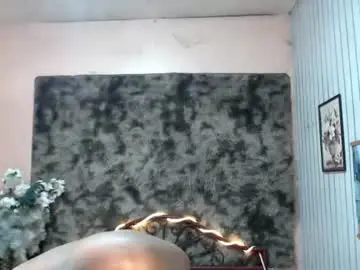 Chaturbate Live Sex of urdreamboy_doms