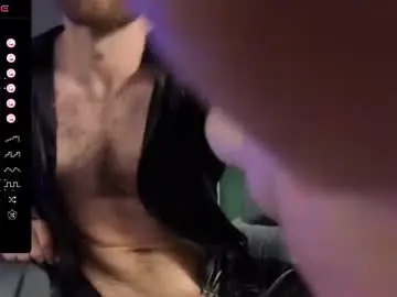 Chaturbate Free Live Porn of damonking01