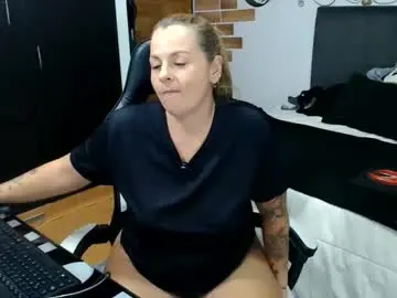 Chaturbate Adult Webcams of perlagoloza05