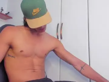 Chaturbate Live Sex Cam of jonryder_