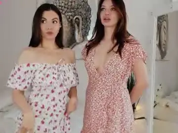 Chaturbate Adult Video Chat of lili_and_niki
