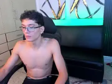 Chaturbate Watch Live Sex Cams of interracial_wallen