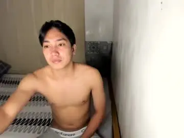 Chaturbate Live Porn of tastylicious_kim