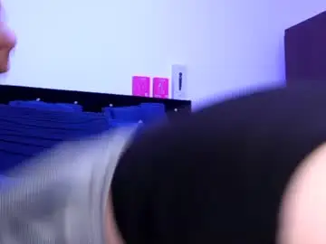 Chaturbate Live Sex Cam of boomboomhoot