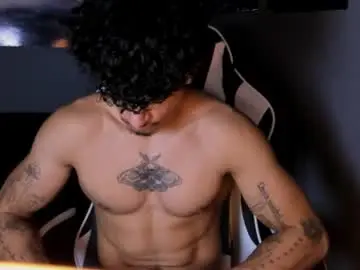 Chaturbate Nude Webcam of thomas_fit1