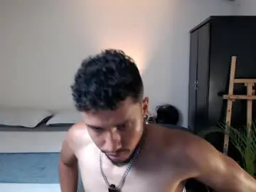 Chaturbate Live Sex Cam of yeff_stone