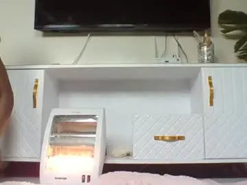 Chaturbate Watch Live Sex Cams of squirty_ebony_