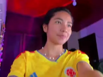 Chaturbate Best live sex cam show of luna_roja257