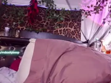Chaturbate Sex Cam of ms_booty_boop