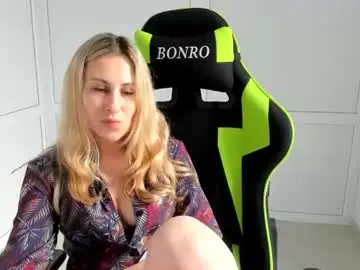 Chaturbate Sex Chat of julia_sunshinee