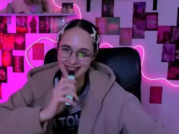 Chaturbate Adult Video Chat of mona_cloud