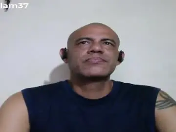 Chaturbate Live Porn of retlam37