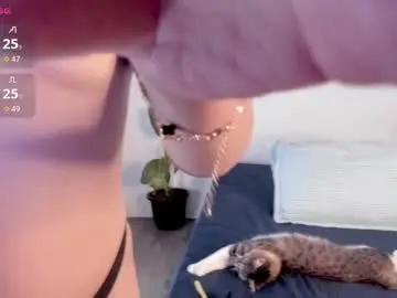 Chaturbate Free Live Porn of valen_thompson