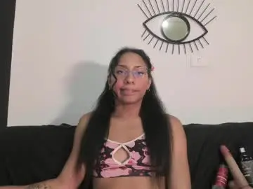 Chaturbate Best live sex cam show of emilygomezz