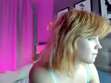 Chaturbate Live Sex Cam of moon_starry