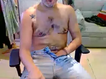 Chaturbate Live Sex Cam of cockydude31