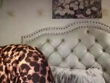Chaturbate Adult Video Chat of delicious_iya69