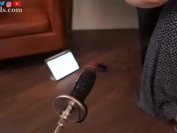 Chaturbate Live Sex Cam of serareads