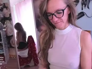 Chaturbate Sex Cam of jesica_moon_peachyy