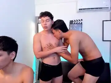 Chaturbate Free Porn Cam of burning_wallen
