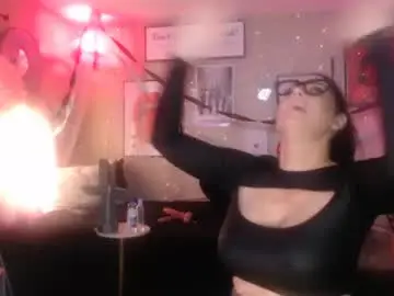 Chaturbate Sex Cam of milf_lacey