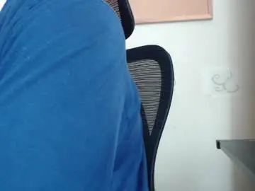 Chaturbate Sex Cam of karolhorny96
